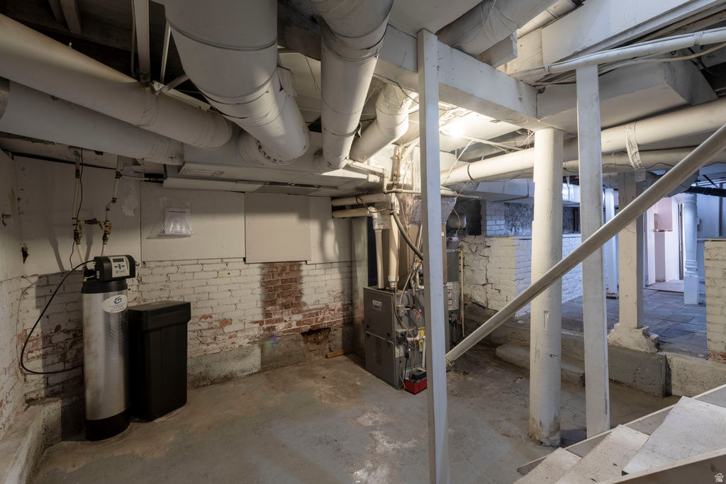 1040 E FIRST AVE Salt Lake City, UT 84103