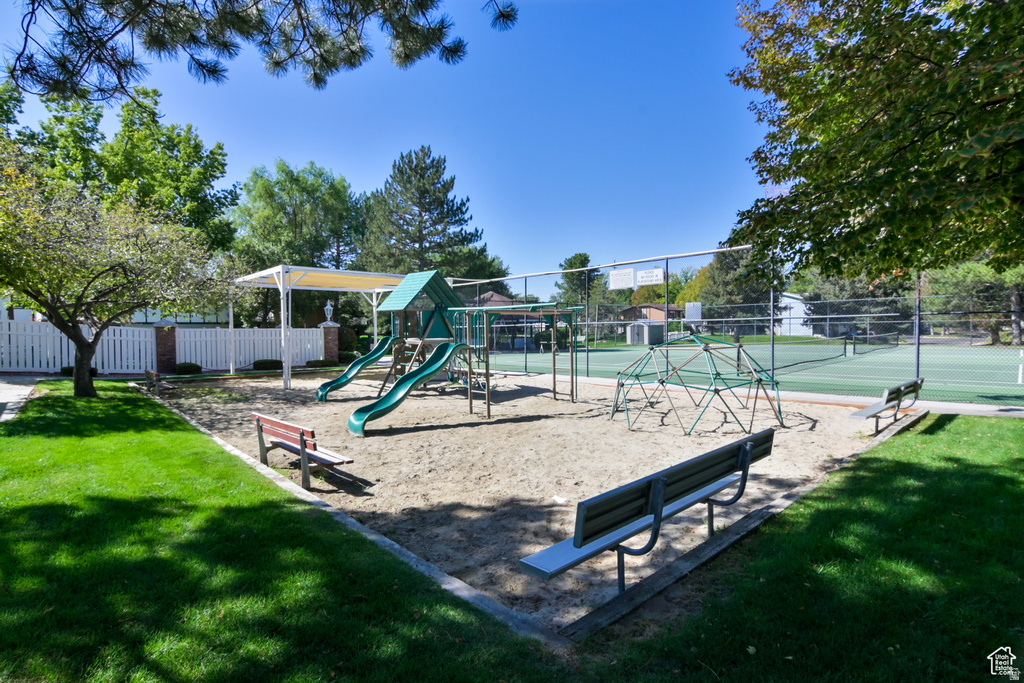 1212 W MIDDLESEX RD Taylorsville, UT 84123