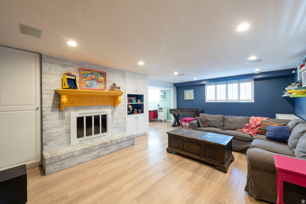 3521 S MILLHOLLOW CIR Salt Lake City, UT 84106