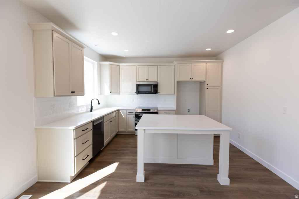 2988 E SERDAR LN #C16 Eagle Mountain, UT 84005