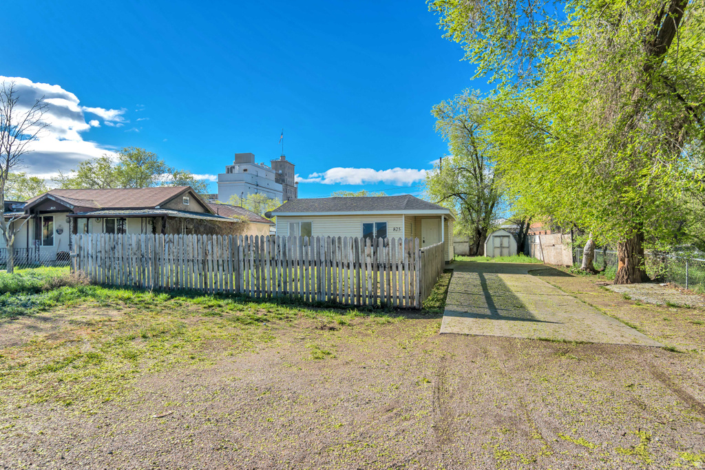 825 W BINFORD ST Ogden, UT 84401