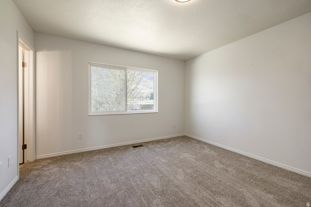 1320 N WINSTON DR Kaysville, UT 84037