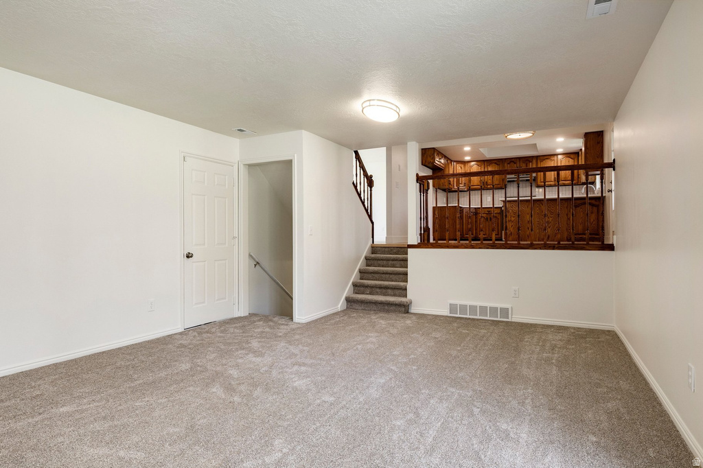 1320 N WINSTON DR Kaysville, UT 84037