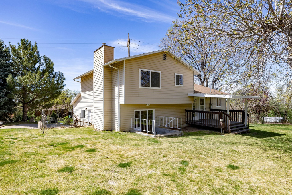 1320 N WINSTON DR Kaysville, UT 84037