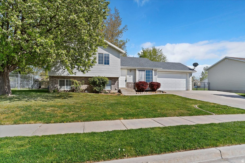 71 S 1700 W West Point, UT 84015