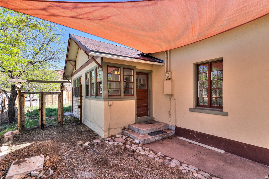 125 E 200 N Moab, UT 84532