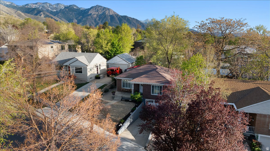 2468 E REDONDO AVE Salt Lake City, UT 84108