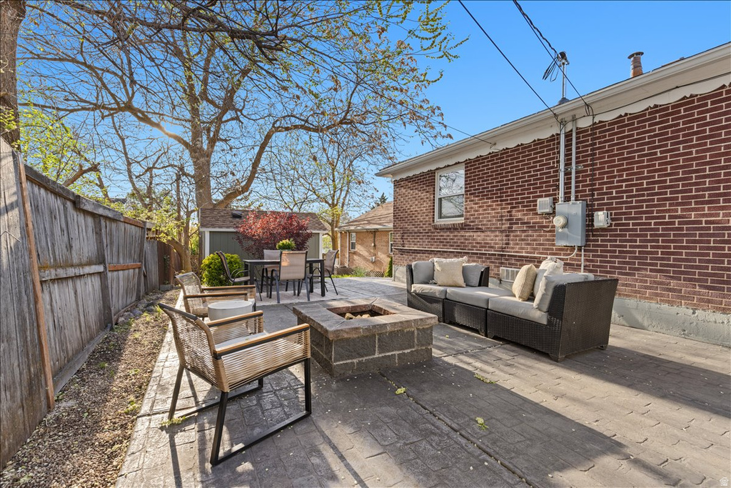 2468 E REDONDO AVE Salt Lake City, UT 84108