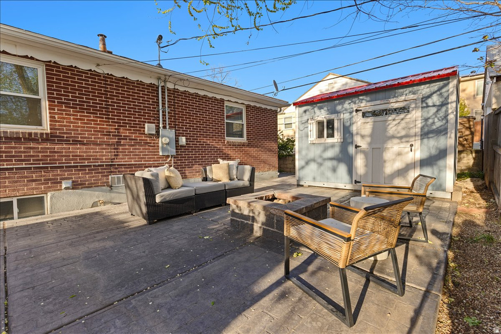 2468 E REDONDO AVE Salt Lake City, UT 84108