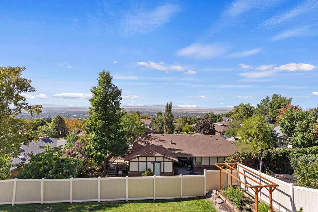 88 S MOSS HILL DR Bountiful, UT 84010