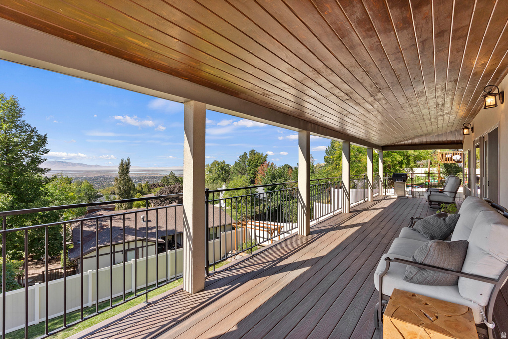 88 S MOSS HILL DR Bountiful, UT 84010