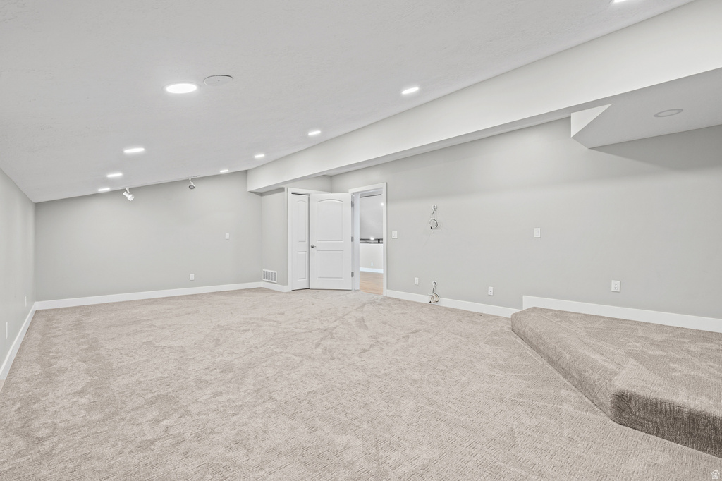 88 S MOSS HILL DR Bountiful, UT 84010