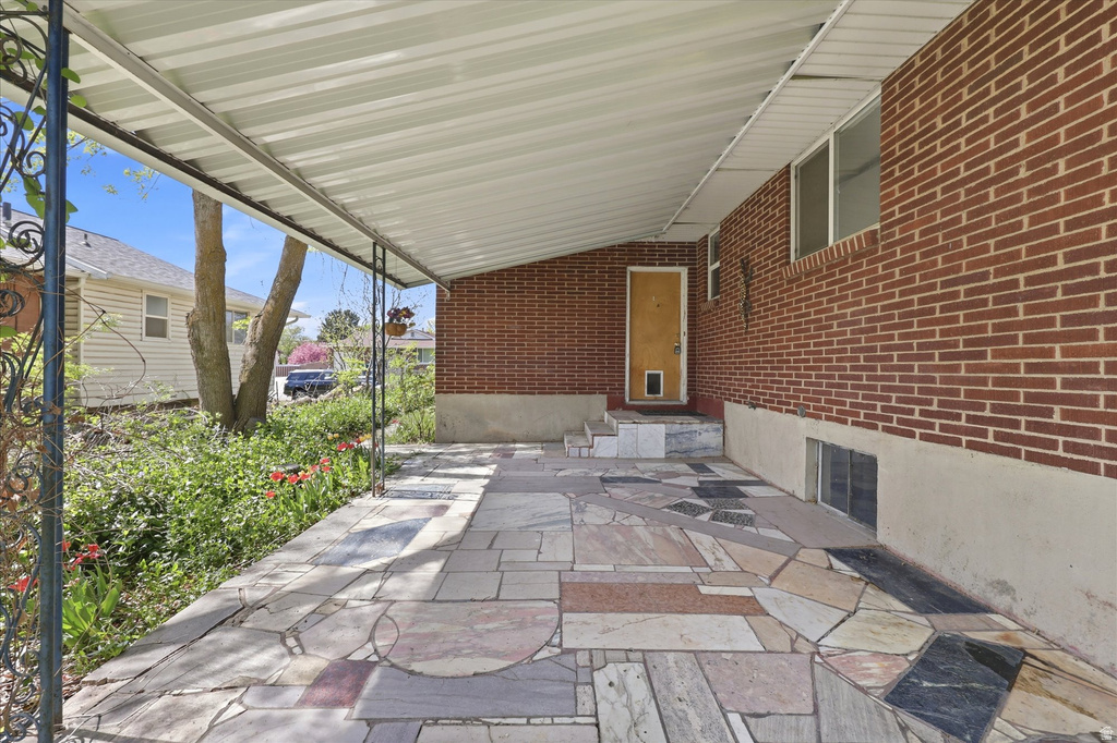 98 DIXIE AVE Layton, UT 84041