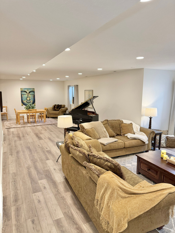 1130 W FAWN DR Pleasant View, UT 84414