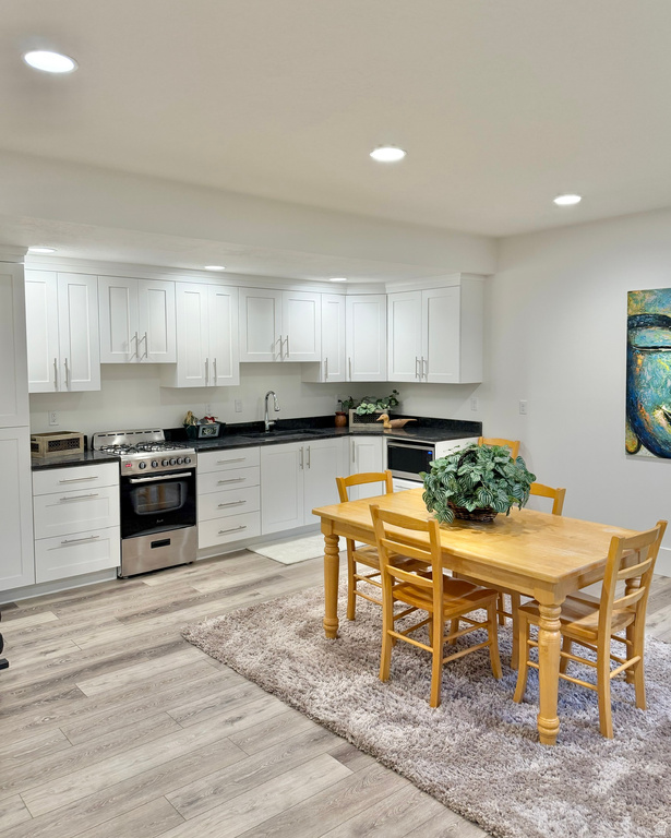 1130 W FAWN DR Pleasant View, UT 84414