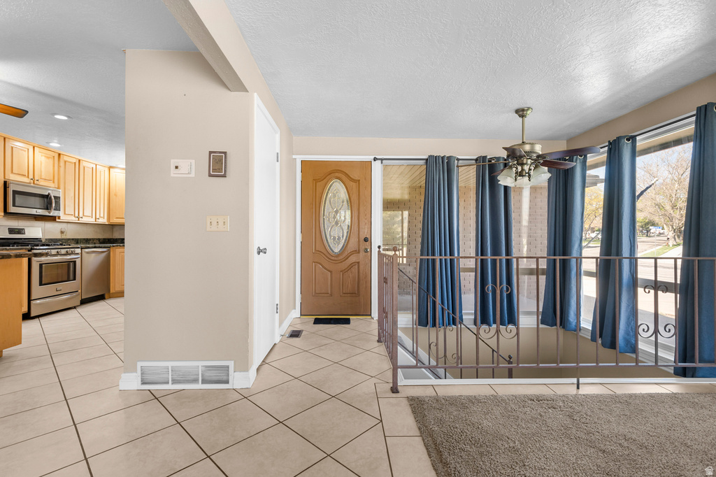 6471 S BLUEMONT DR Taylorsville, UT 84123