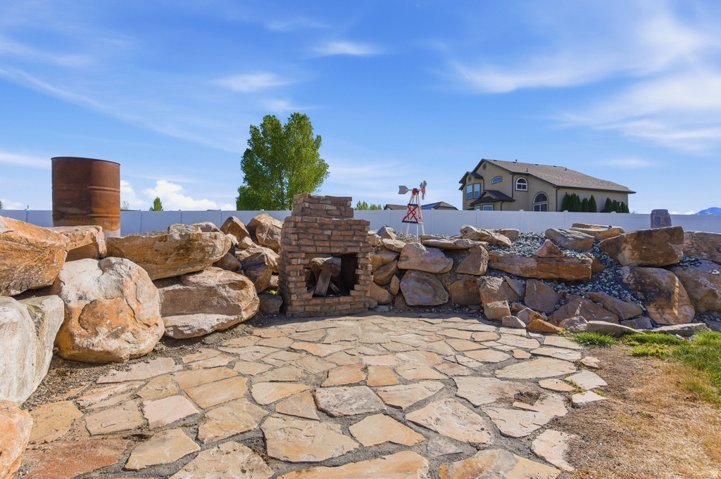 1129 DAVENPORT DR Grantsville, UT 84029