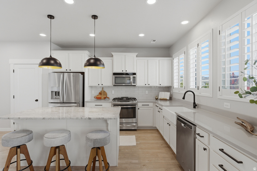 15230 S CUTLASS CT Bluffdale, UT 84065