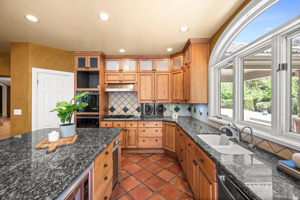 5757 S HOLLADAY BLVD Holladay, UT 84121