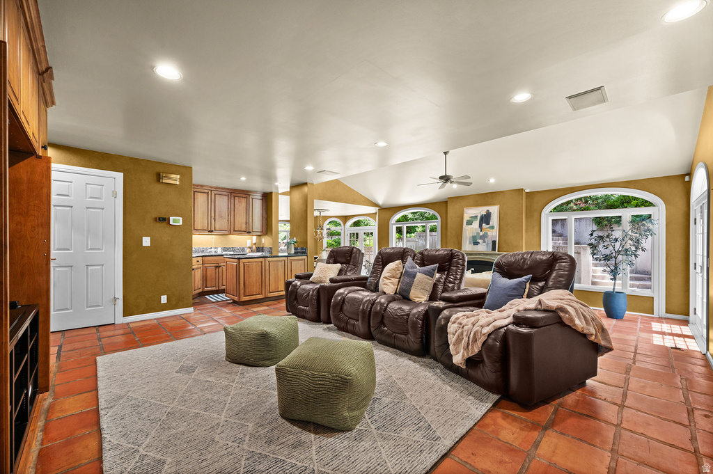 5757 S HOLLADAY BLVD Holladay, UT 84121