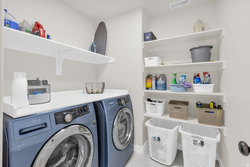 2195 S BETSY WAY Kaysville, UT 84037