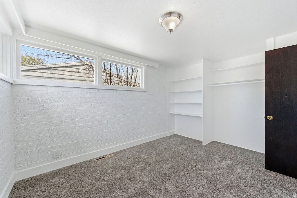 566 MILLER AVE Layton, UT 84041