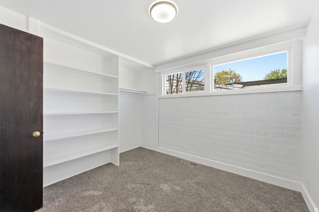 566 MILLER AVE Layton, UT 84041