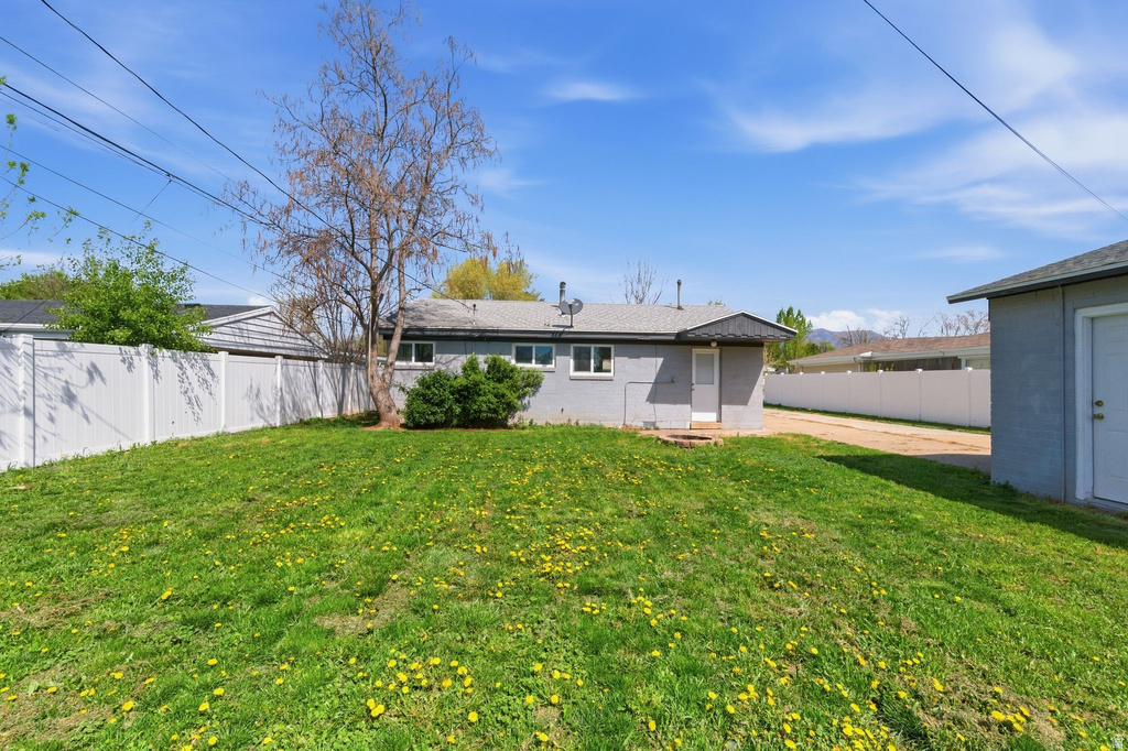 566 MILLER AVE Layton, UT 84041