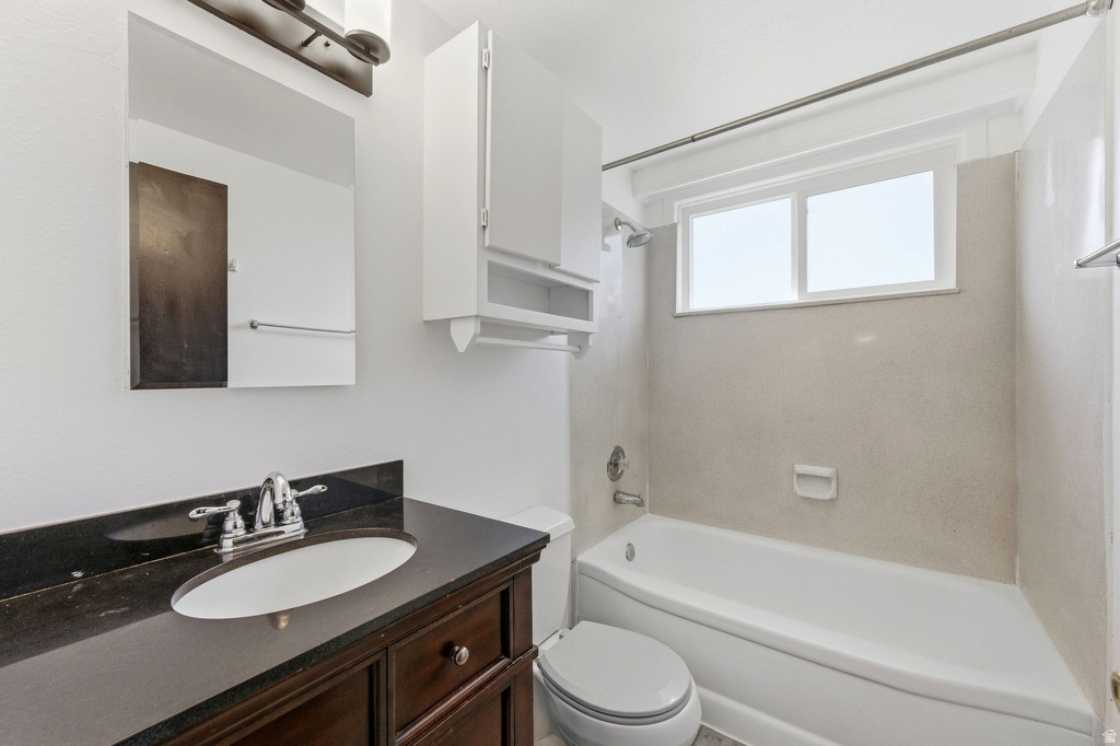 566 MILLER AVE Layton, UT 84041