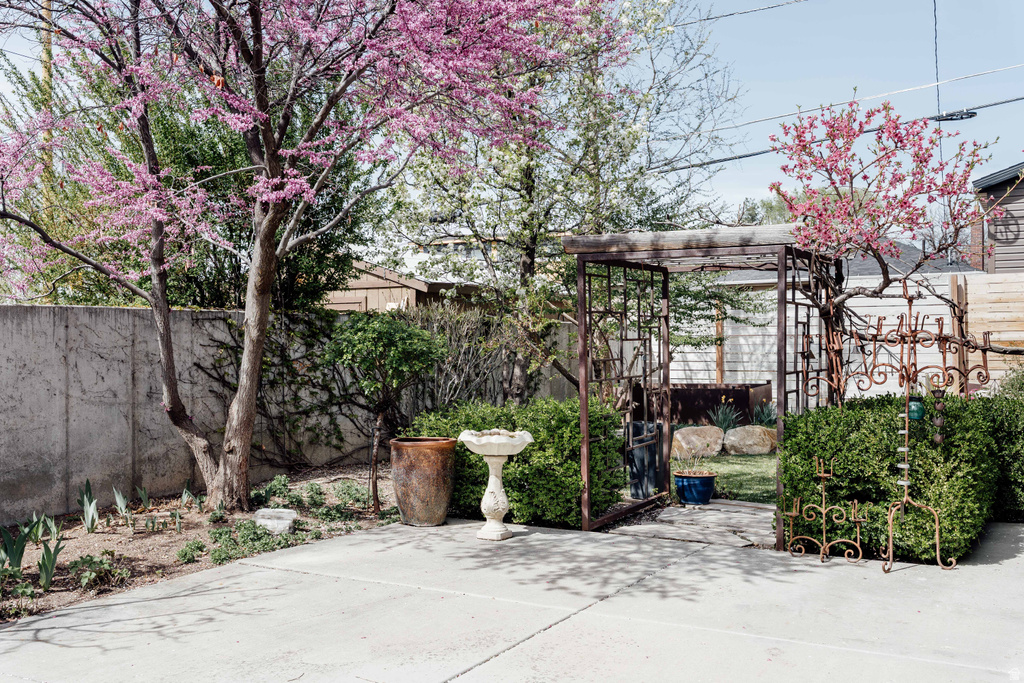 1343 E ROOSEVELT AVE Salt Lake City, UT 84105