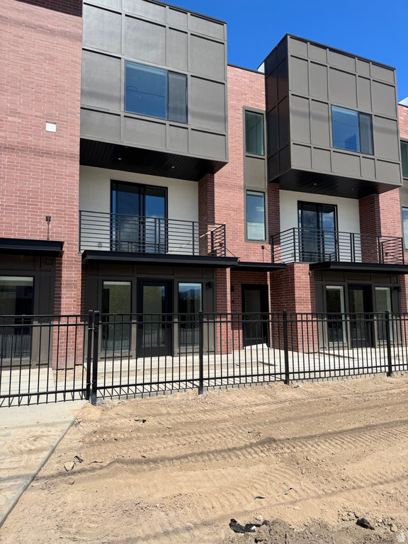 614 E ELEANOR CV #31 Salt Lake City, UT 84107