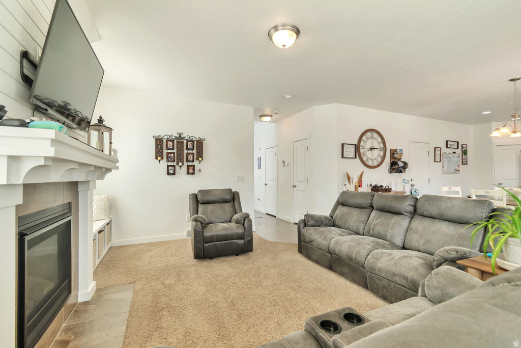 253 W QUARTZ RD Tooele, UT 84074