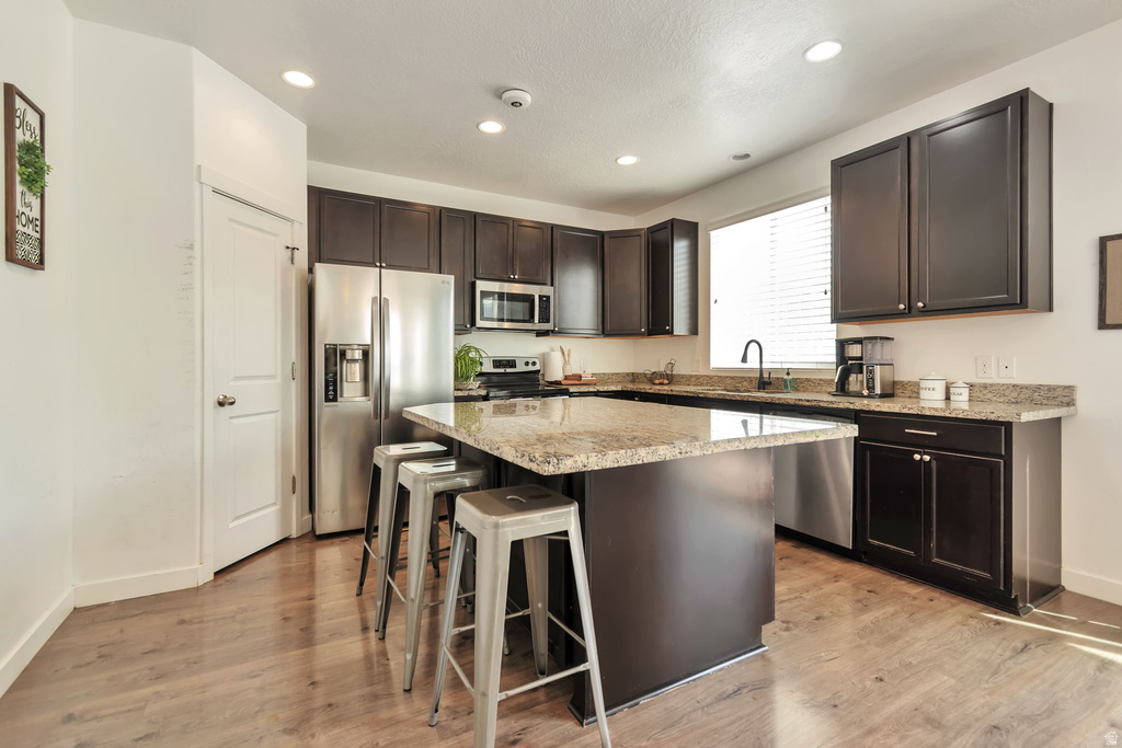 253 W QUARTZ RD Tooele, UT 84074