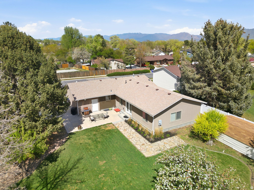 2393 W BUENO VISTA DR West Jordan, UT 84088