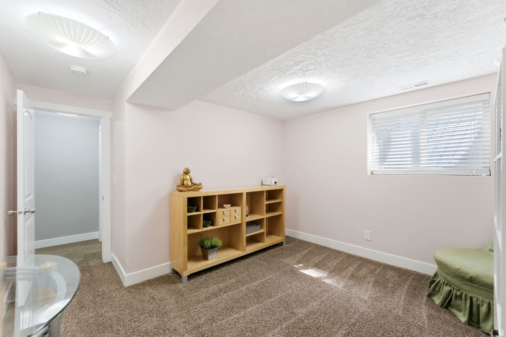 2393 W BUENO VISTA DR West Jordan, UT 84088