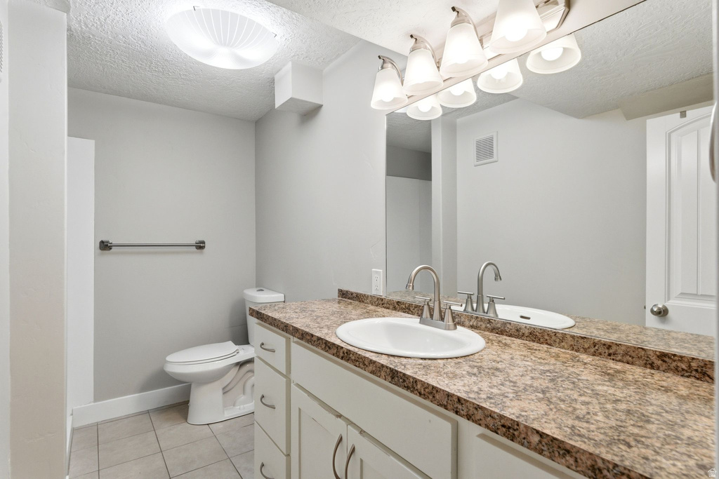 2393 W BUENO VISTA DR West Jordan, UT 84088