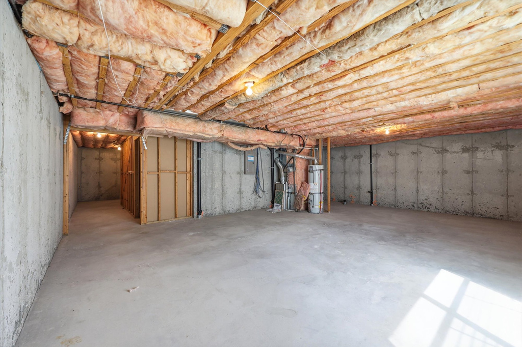 67 W CONDOR RD Saratoga Springs, UT 84045