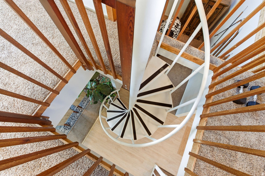 2092 E 11270 S Sandy, UT 84092