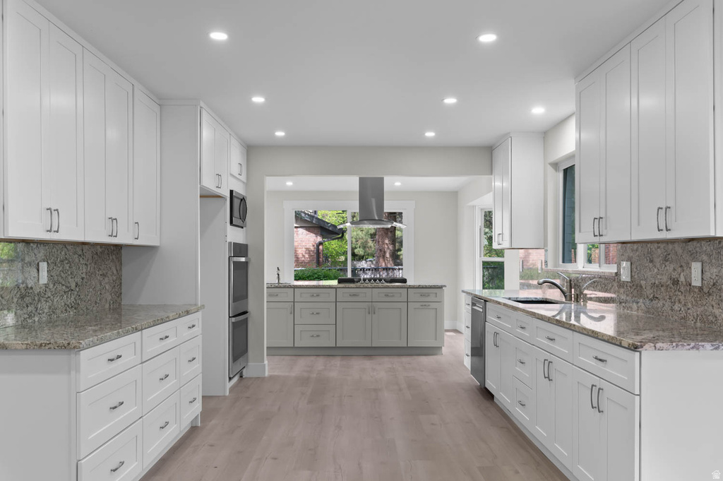 8965 S QUAIL RUN DR Sandy, UT 84093