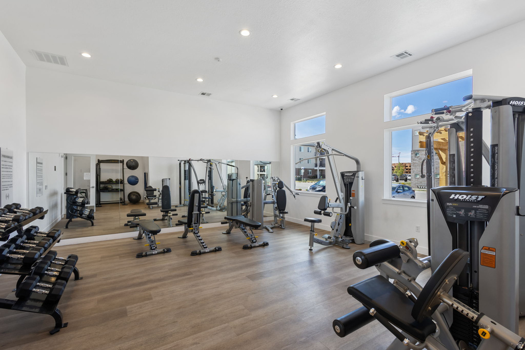 13528 S COMMODUS DR #301 Riverton, UT 84065