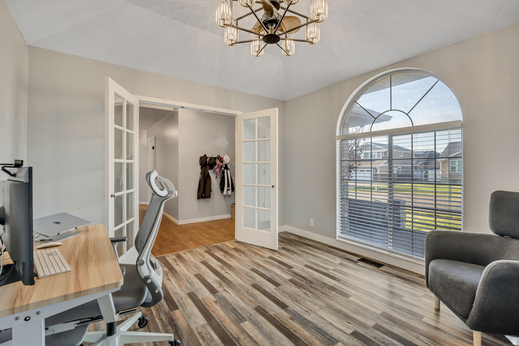 65 W 850 S Centerville, UT 84014