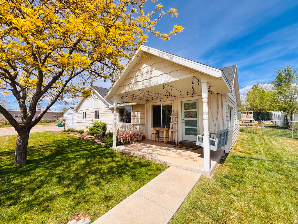 412 W CENTER ST Blanding, UT 84511