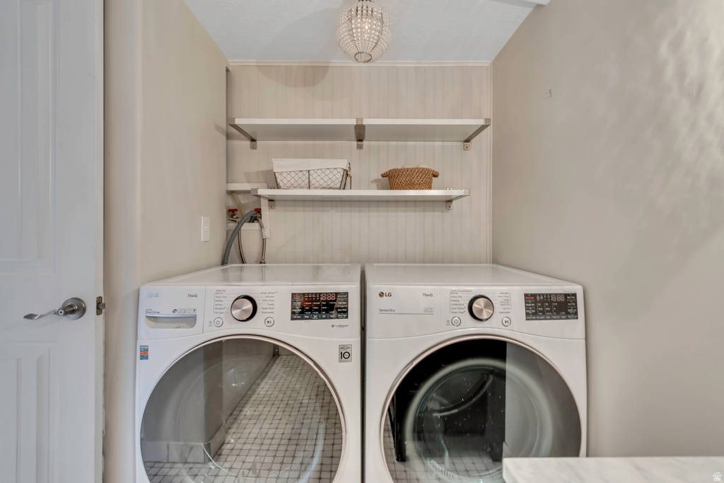 1240 WESTWOOD RD Bountiful, UT 84010