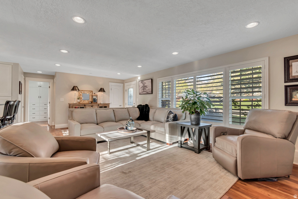 1240 WESTWOOD RD Bountiful, UT 84010