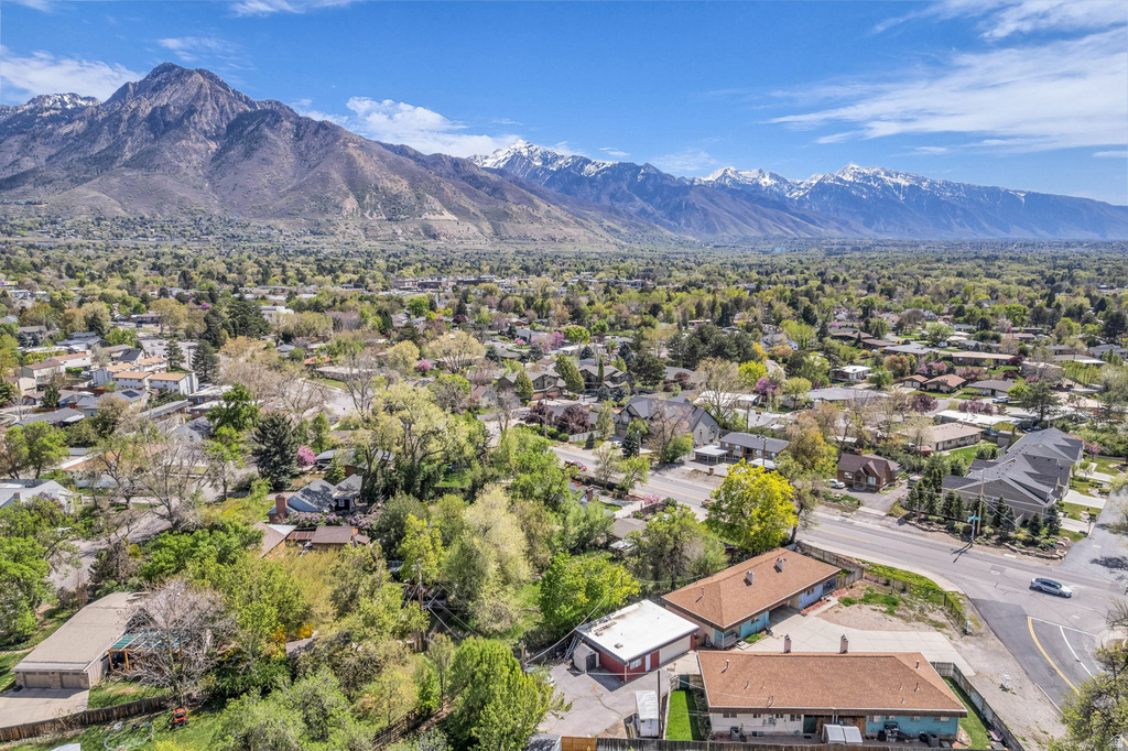 2011 E 4500 S Salt Lake City, UT 84117