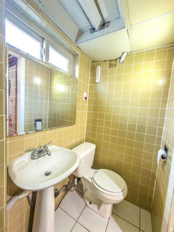 1 S 3RD AVE Helper, UT 84526