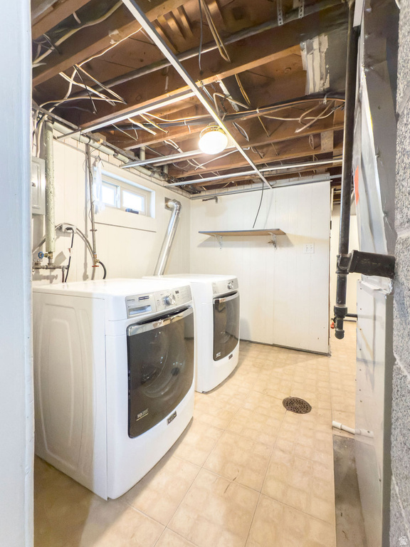 1 S 3RD AVE Helper, UT 84526