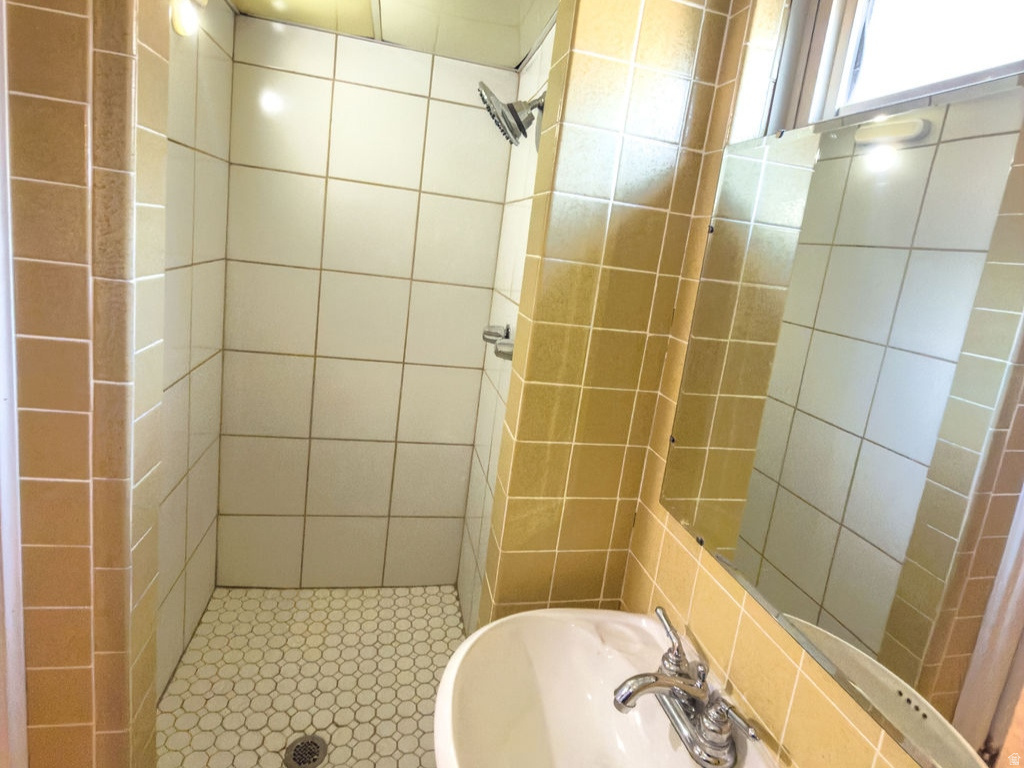 1 S 3RD AVE Helper, UT 84526