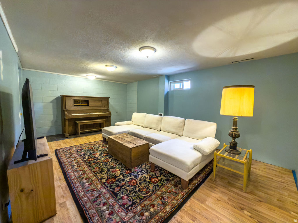 1 S 3RD AVE Helper, UT 84526