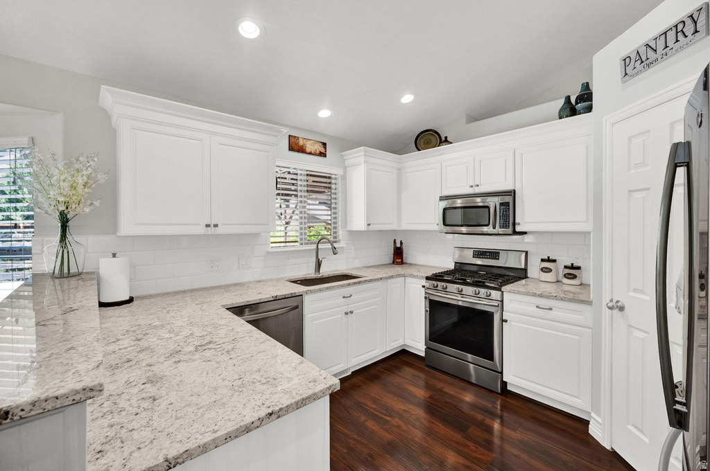 3934 W DUNE BUGGY DR South Jordan, UT 84009